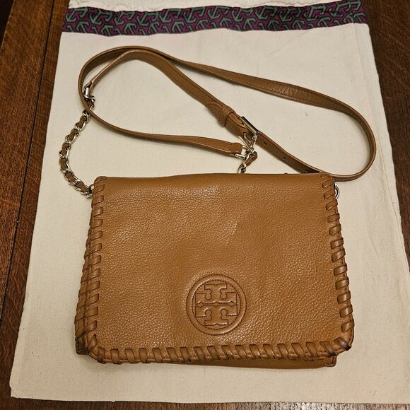 Tory Burch Handbags - Tory Burch Tan Crossbody Marion Whipstitch Flap Bag 8" x 6"
